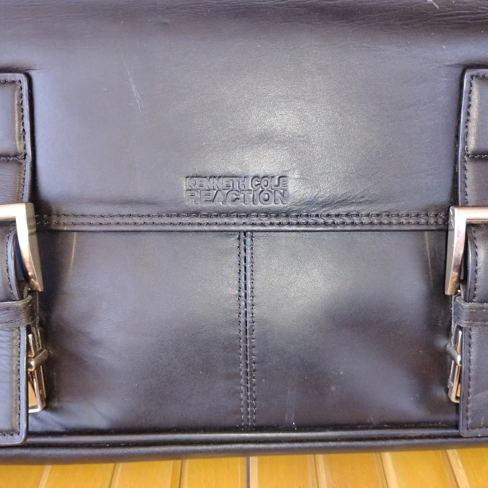 Kennethcole REACTION upgrade your